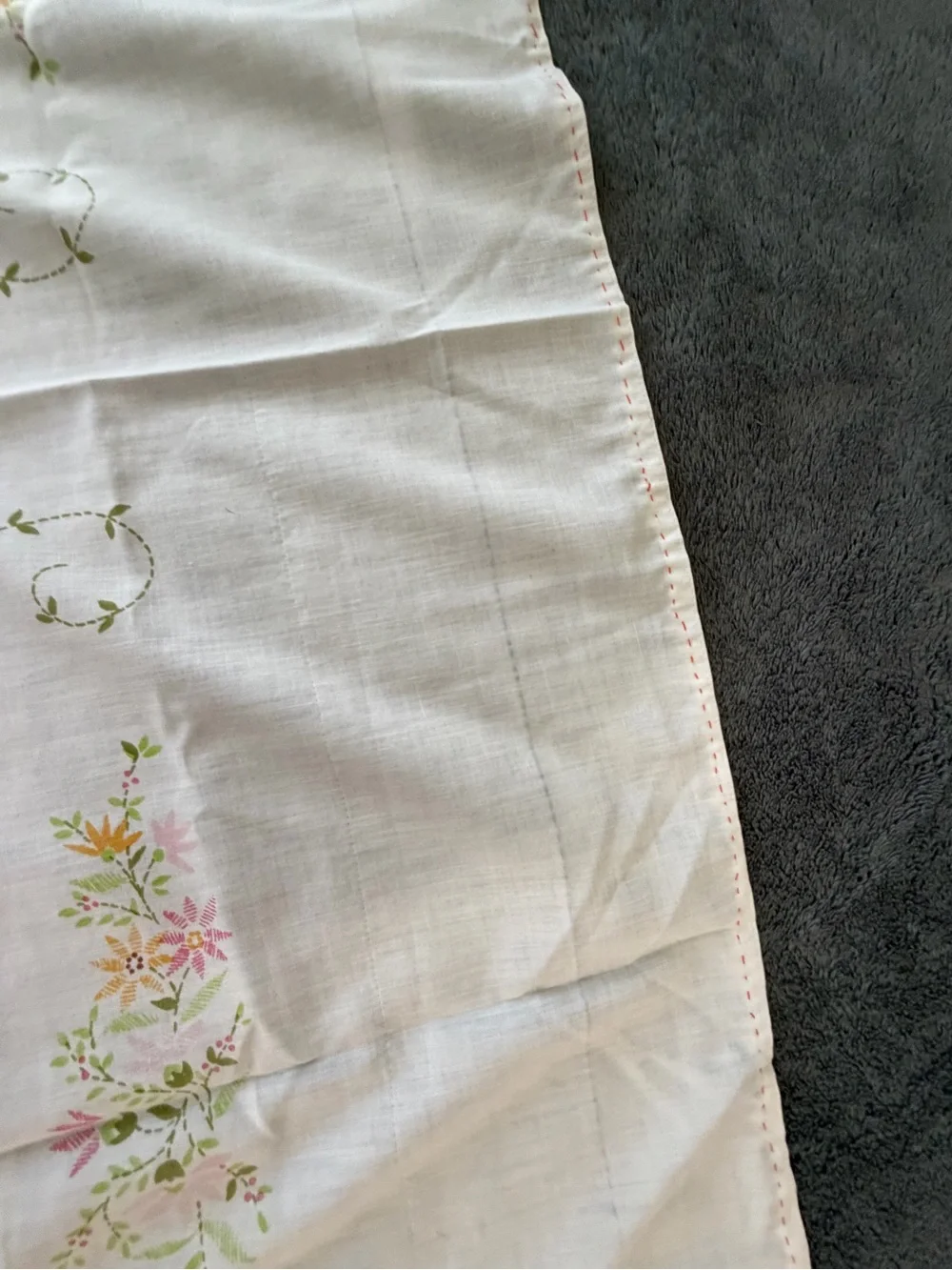 Vintage Floral Table cloth in Pink and Yellow